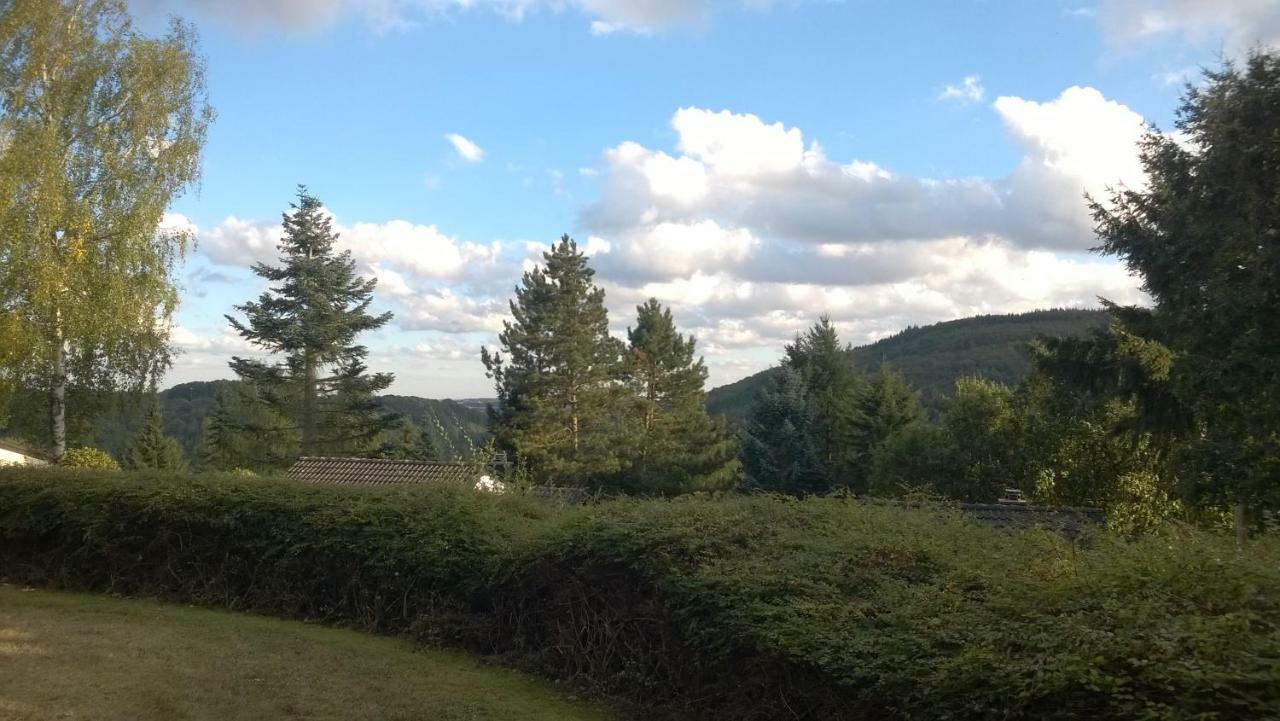 Blick In Die Suedeifel Biersdorf Eksteriør billede
