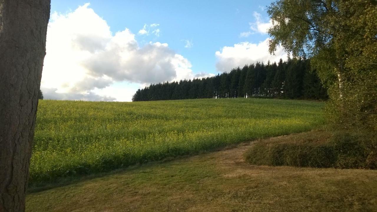 Blick In Die Suedeifel Biersdorf Eksteriør billede