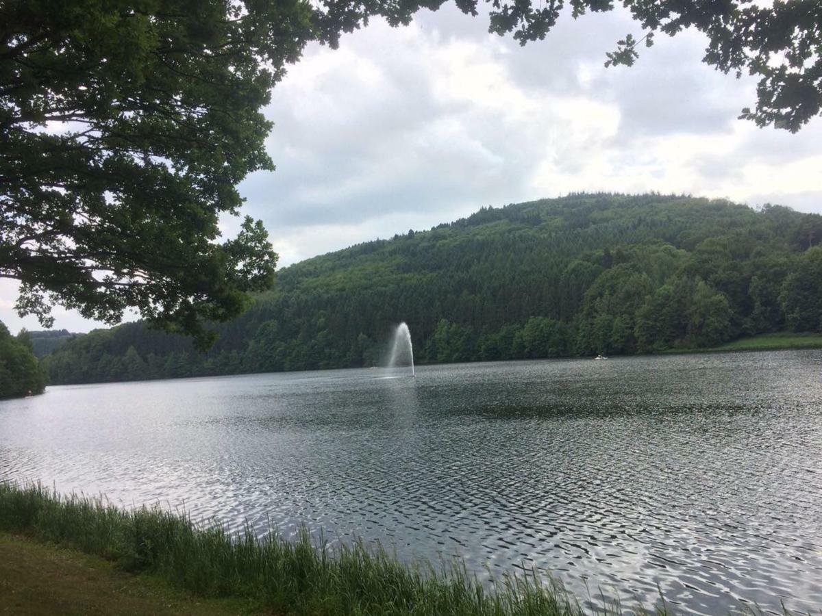 Blick In Die Suedeifel Biersdorf Eksteriør billede